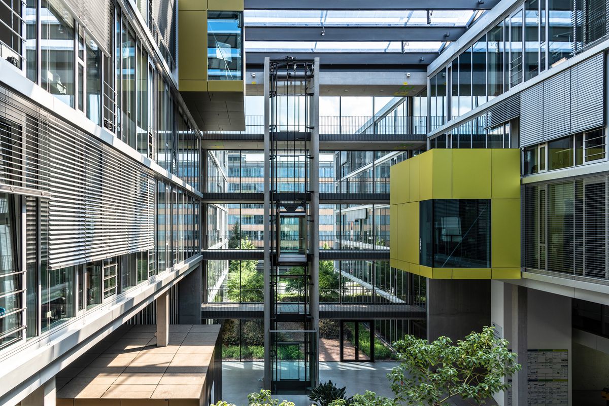 Foyeur of the Munich Technology Centre (MTZ)